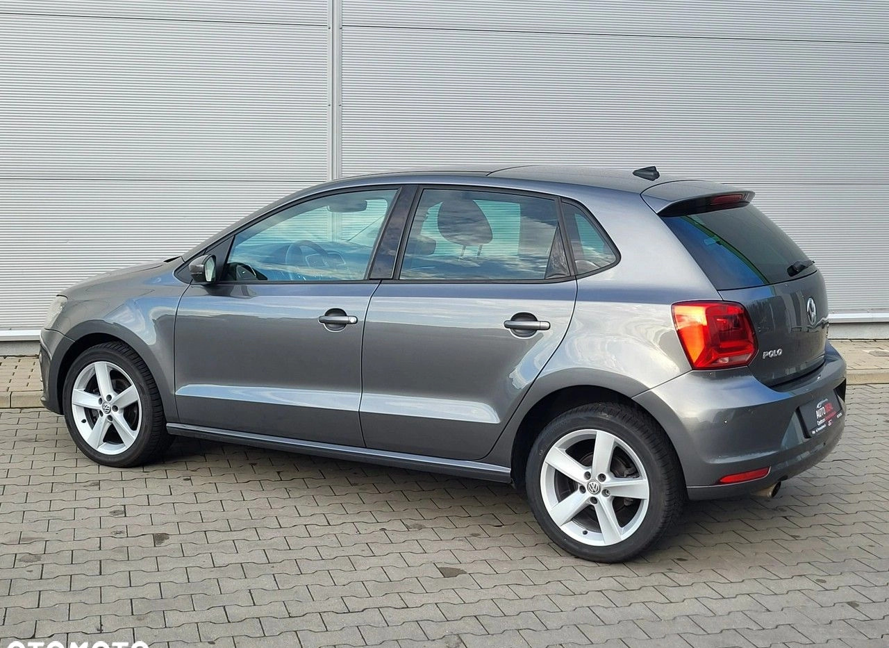Volkswagen Polo cena 41700 przebieg: 107668, rok produkcji 2015 z Sopot małe 781